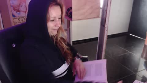 Snapshot of ammber3 chatting on February 27, 2:54 pm Paula D online show from February 27, 2:54 pm