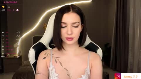 Ammy  dont forget to thumbs up me  online show from November 14, 10:15 am