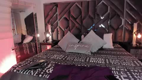 ammy_glow online show from October 7, 4:17 am