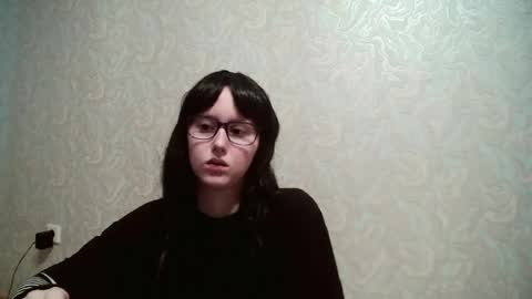 Amomira honeyx online show from June 7, 7:37 am