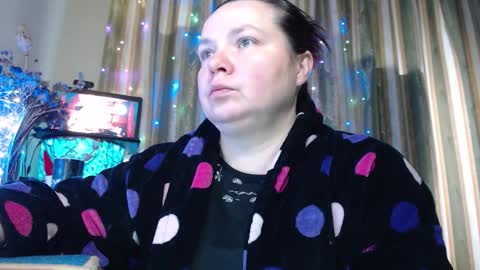 amorelara online show from February 1, 6:34 am