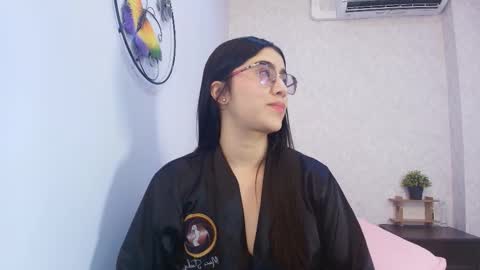 amy__wats0n online show from October 22, 7:19 pm