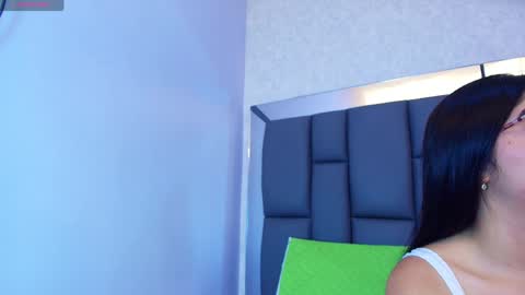 amy__wats0n online show from March 30, 7:13 pm