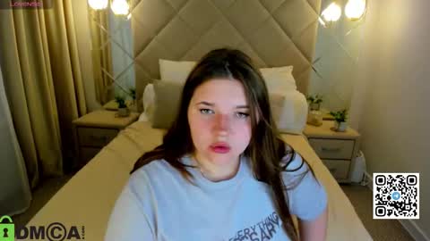 Snapshot of amy__wood chatting on October 9, 11:53 pm AmyGMT 2 Mon-Sun 0300am-0900am online show from October 9, 11:53 pm