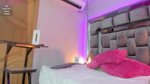 Snapshot of amy_bubble chatting on January 29, 5:56 pm Bel online show from January 29, 5:56 pm