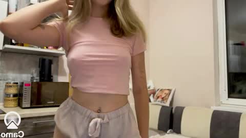 Snapshot of amy_chill chatting on September 14, 5:22 pm Amy Chill online show from September 14, 5:22 pm