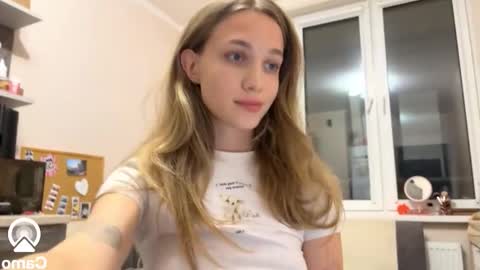 amy_meoww online show from October 16, 5:15 pm