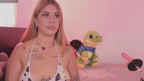 Little Slut Nicolee online show from October 26, 6:58 pm