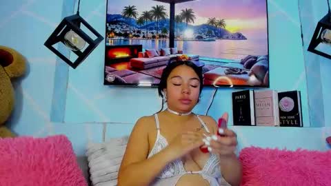 Emy Noa  online show from March 22, 1:22 am