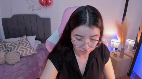 Amy sophia 3 online show from April 2, 1:41 pm