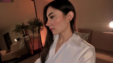 Snapshot of amyarmstrong chatting on December 18, 11:40 pm Amy Armstrong online show from December 18, 11:40 pm