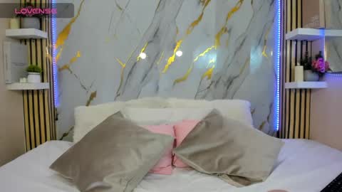 My name is AMY... Nice to meet you  thumb up me please its important online show from May 25, 7:13 pm