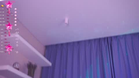  LINA  online show from December 11, 6:42 pm