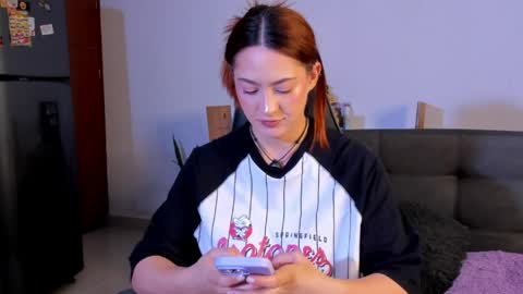 Amy online show from April 4, 8:18 pm