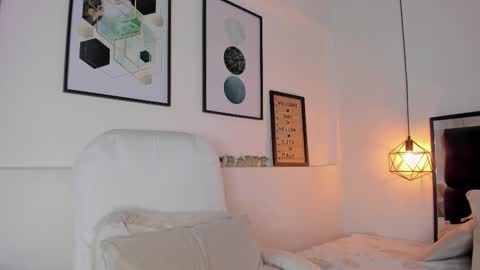 Amy online show from October 27, 1:39 pm