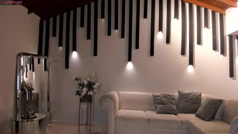 AMY WALKER online show from February 20, 10:16 am