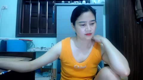 an_naughty online show from August 3, 9:37 am