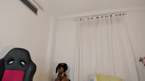 Ana online show from February 6, 12:14 am