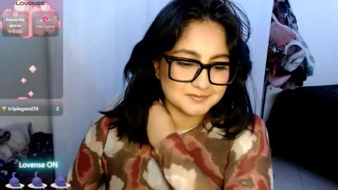 Snapshot of ana_ricciardi chatting on September 30, 3:34 am Ana Ricciardi online show from September 30, 3:34 am