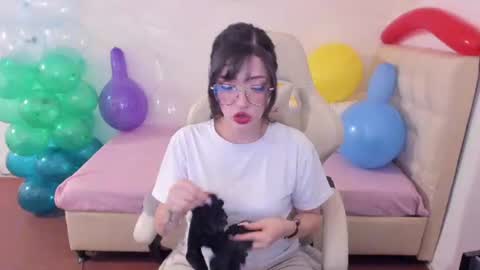 Im anna but you can call me as you want online show from June 26, 10:22 pm