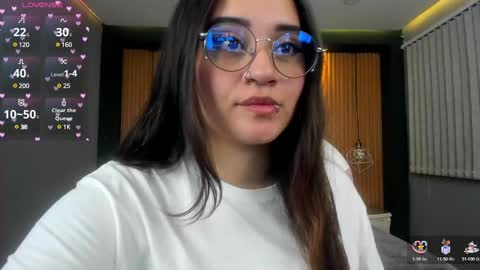 Snapshot of ana_taylor2 chatting on January 12, 9:29 pm Ana online show from January 12, 9:29 pm