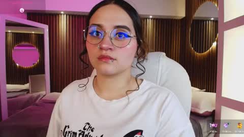 Snapshot of ana_taylor2 chatting on October 2, 7:52 pm Ana online show from October 2, 7:52 pm