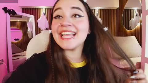 Snapshot of ana_taylor2 chatting on October 7, 7:40 pm Ana online show from October 7, 7:40 pm