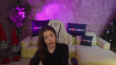 Sweet girls online show from December 23, 7:52 pm