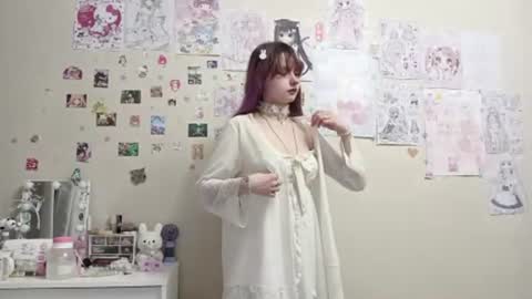 Malvina online show from June 10, 8:40 pm