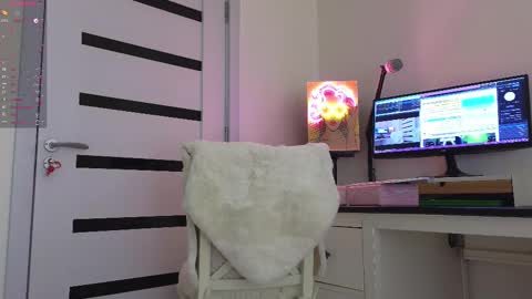 Snapshot of anabelle_wet chatting on February 10, 2:26 pm Annie online show from February 10, 2:26 pm