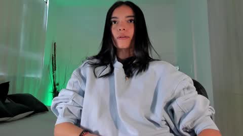 ANABEL WOLF  online show from January 27, 7:13 pm