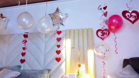 Anaise  online show from February 13, 11:12 am