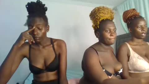 Analeia online show from January 25, 3:40 am