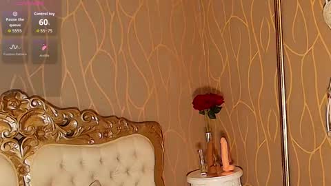 anamonroee online show from February 26, 9:36 pm