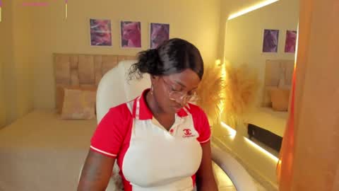A N A  my connection hours are from 600 pm to 12 pm Colombian time online show from July 9, 3:03 pm