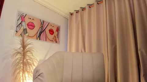 Ana online show from January 17, 7:54 pm