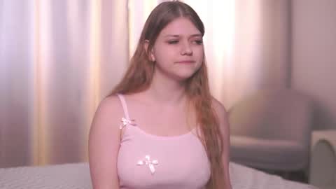 Anastacia online show from April 23, 8:33 am