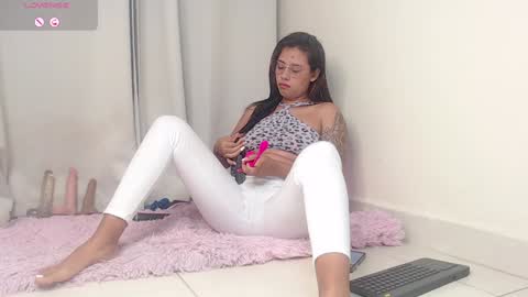 Snapshot of anastasia_gray12 chatting on January 7, 12:20 pm anastasia online show from January 7, 12:20 pm