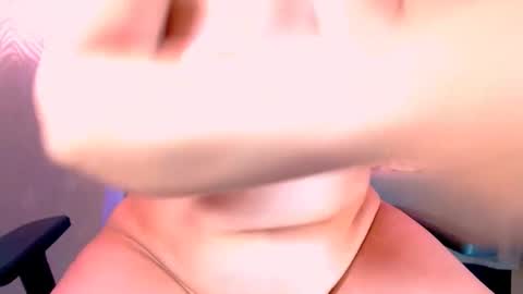 Snapshot of anaughty_kitten chatting on October 6, 2:34 pm Tatiana I was Latingoddess69 online show from October 6, 2:34 pm