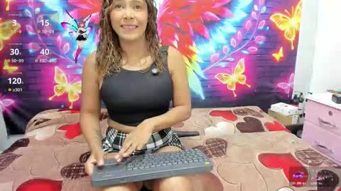 anazztasia_squirt online show from November 21, 8:22 pm