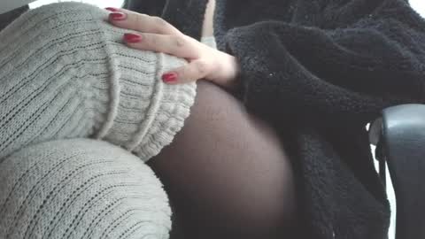   online show from March 30, 12:38 pm