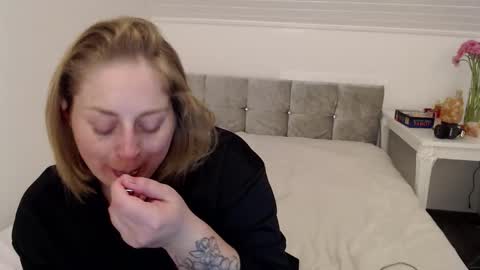 Andorphin online show from November 27, 7:06 pm