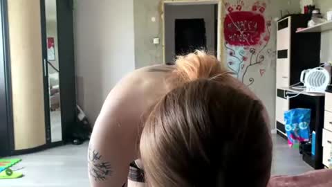 Emily online show from July 28, 3:21 pm