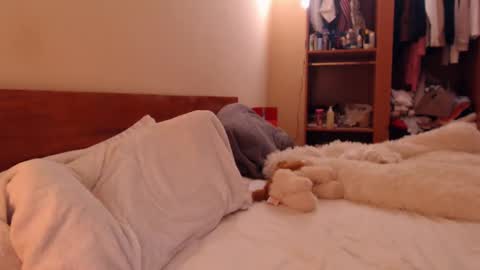 Andra online show from March 6, 7:54 pm