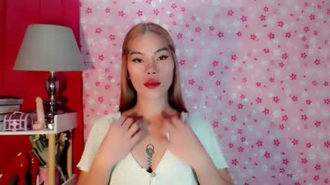 Snapshot of andrea06121998 chatting on October 13, 10:51 am andrea06121998 online show from October 13, 10:51 am