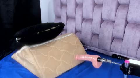 Andrea bigtits69 online show from October 14, 8:44 pm