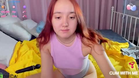 Snapshot of andrea_svel chatting on October 18, 8:06 am Andrea hereGMT7Mon Tue Wen ThFri Sat Su 0300am-0900am. online show from October 18, 8:06 am