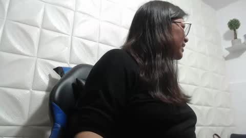 Andrea Model trainer Luxury ST online show from December 30, 7:53 pm