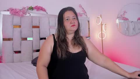 Andrea online show from June 7, 11:33 pm