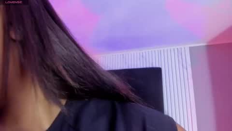 ANEE SAVAL online show from October 18, 11:35 am